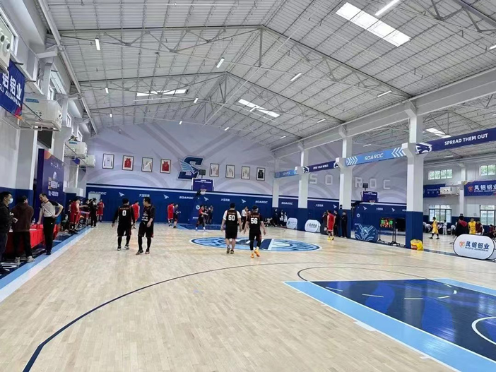 室內(nèi)籃球館降溫空調(diào)安裝 蒸發(fā)冷省電空調(diào)-臥式射流機(jī)