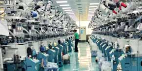 2000平方廠房降溫方案：蒸發(fā)冷省電空調(diào)開啟高效降溫路